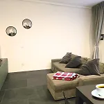 Hbhall Solari 28 Apartment