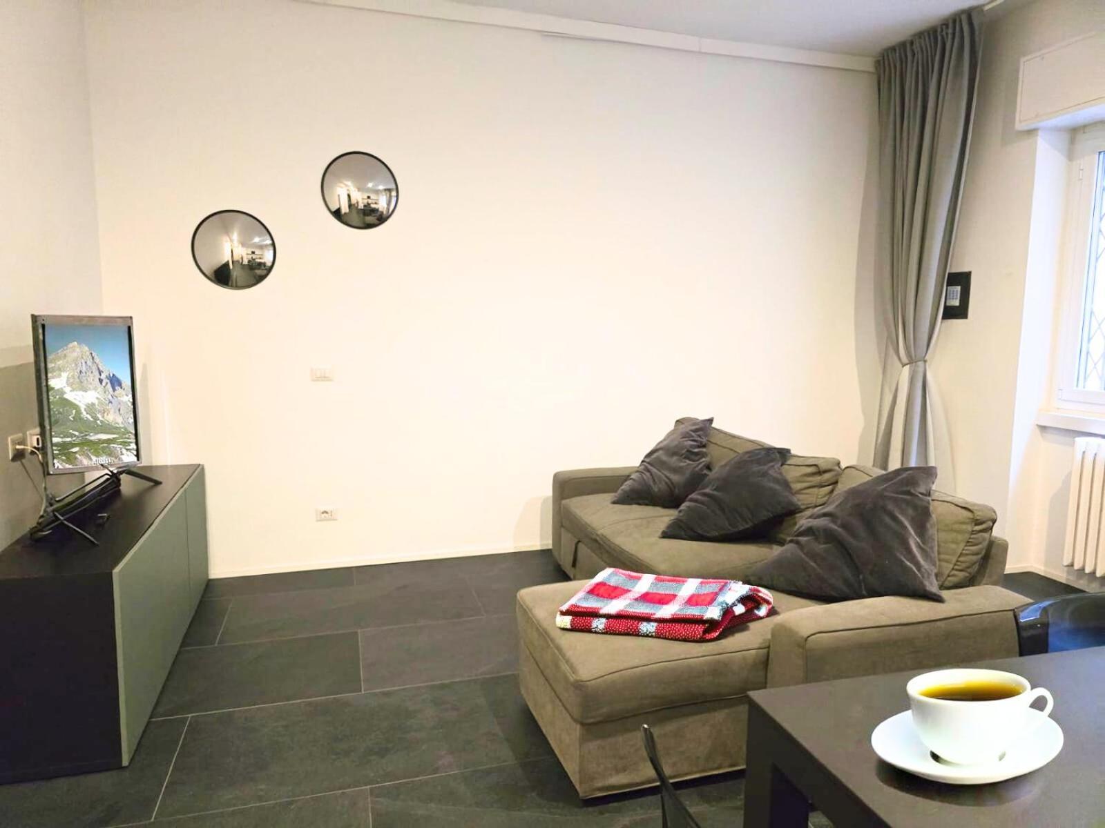 Appartement Hbhall Solari 28 *